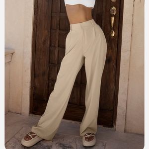 Alo high-waist dreamscape trouser in macadamia